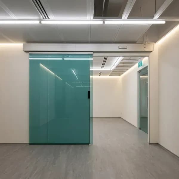 Tempered Glass Partitions
